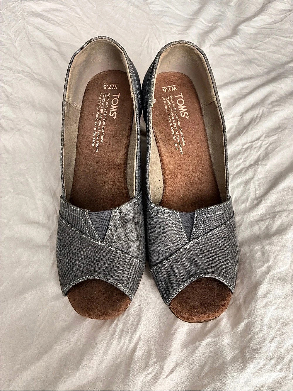 TOMS Essential Canvas Peep Toe Wedge Gray US 7.5